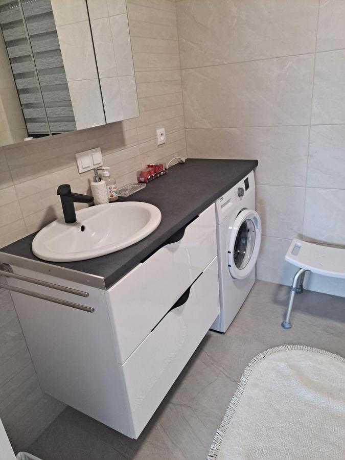 Apartament Sarna 옐레니아구라 외부 사진