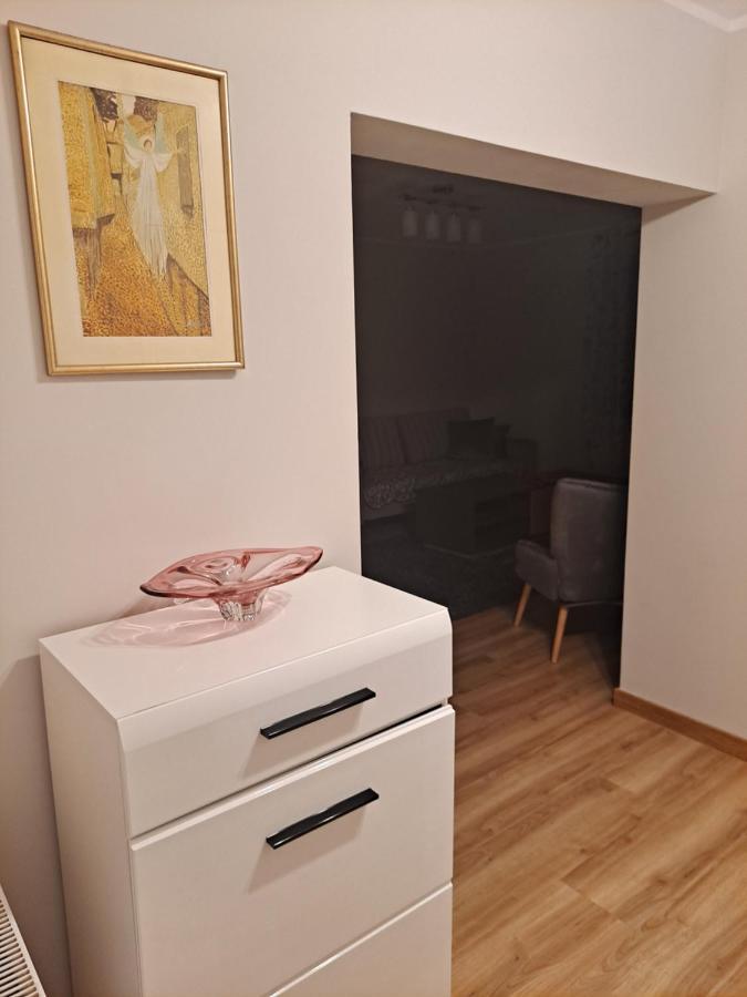 Apartament Sarna 옐레니아구라 외부 사진